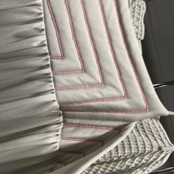 Women’s 100% Nylon Slip - Picture 3 of 4